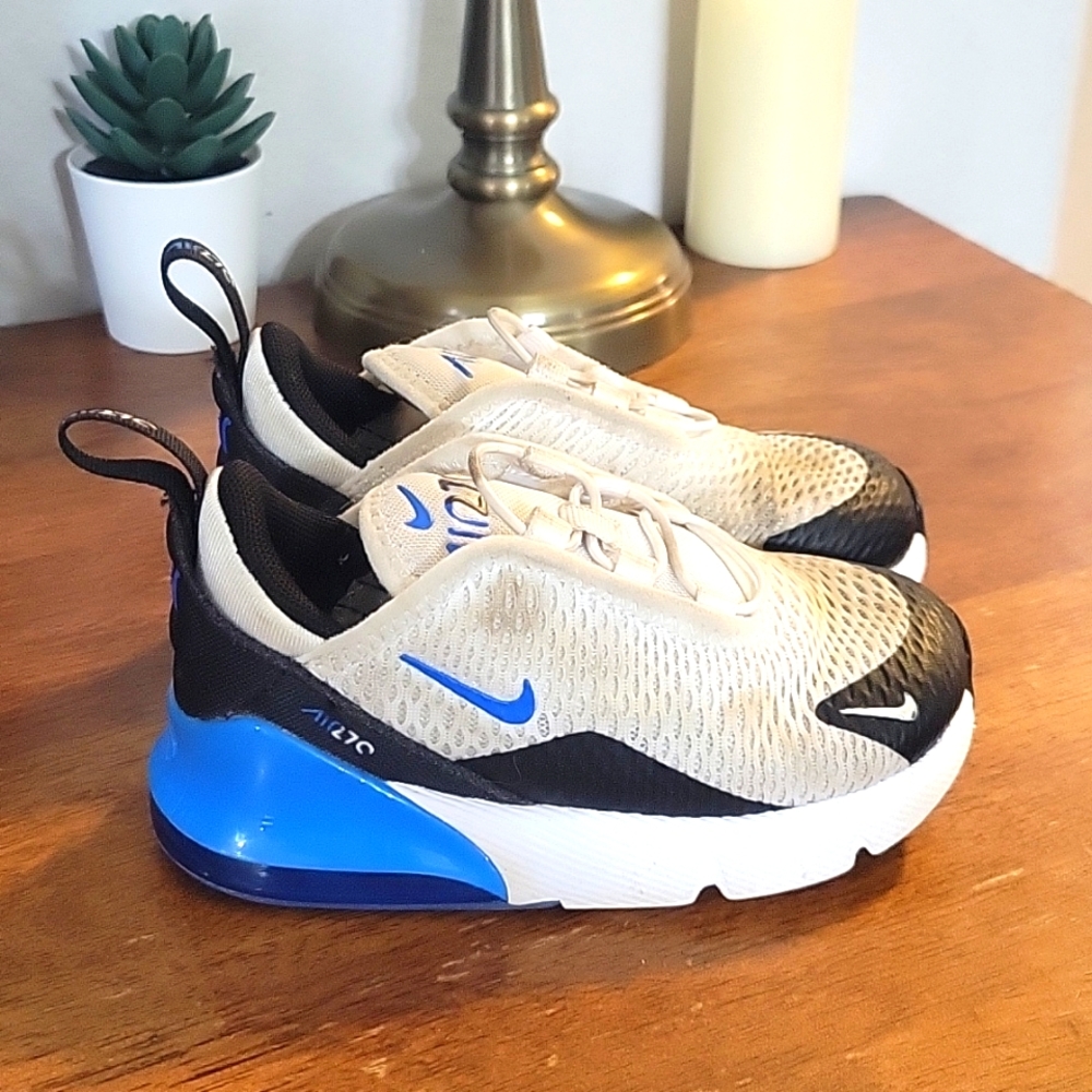 Nike Air 270